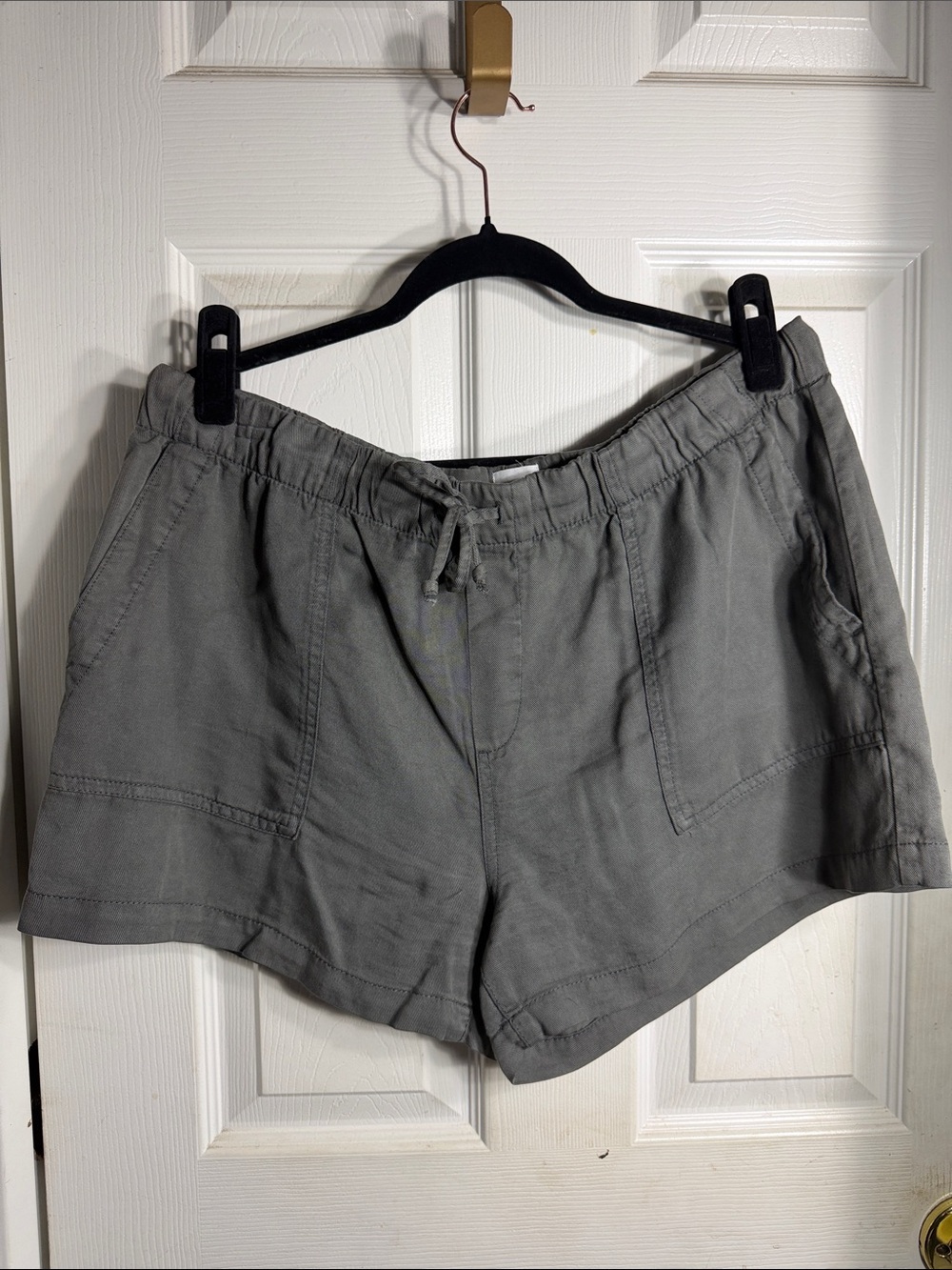 GAP Women's Drawstring Gray Linen-Blend Athletic Shorts - L